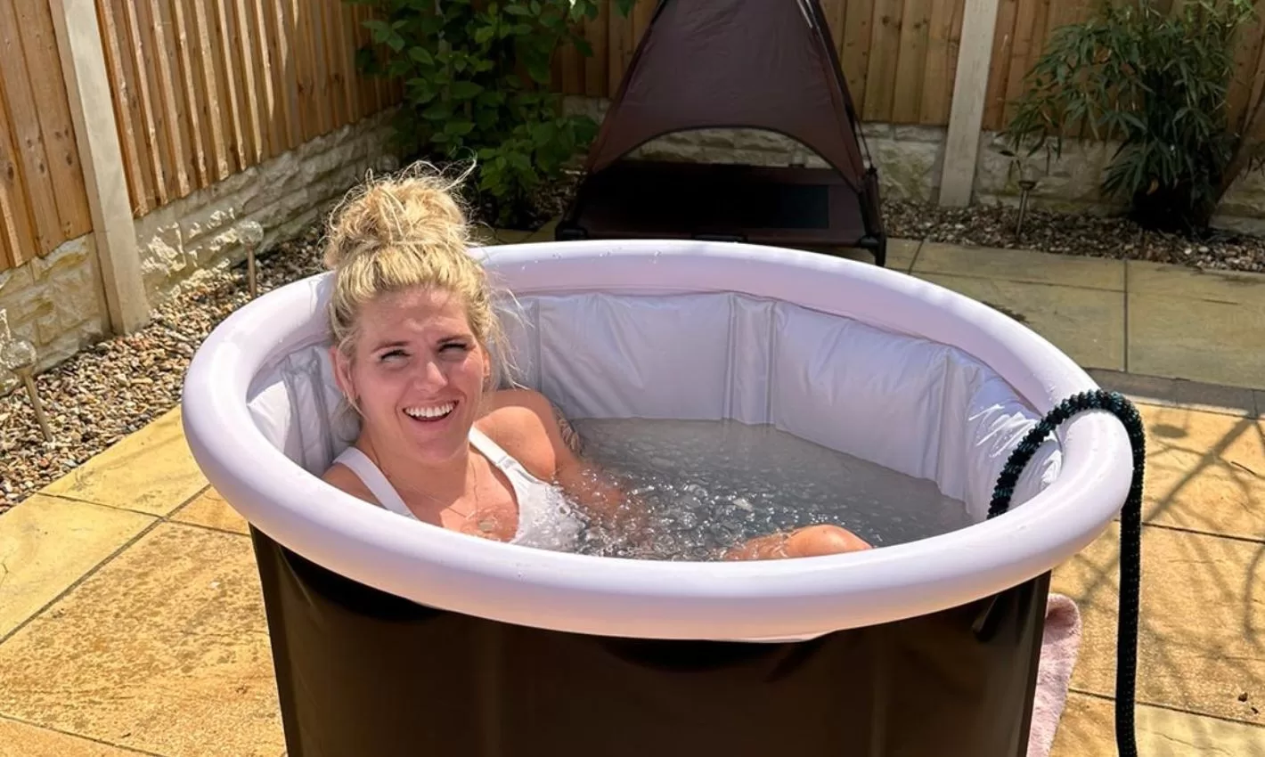 Millie bright takes the plunge with party ice