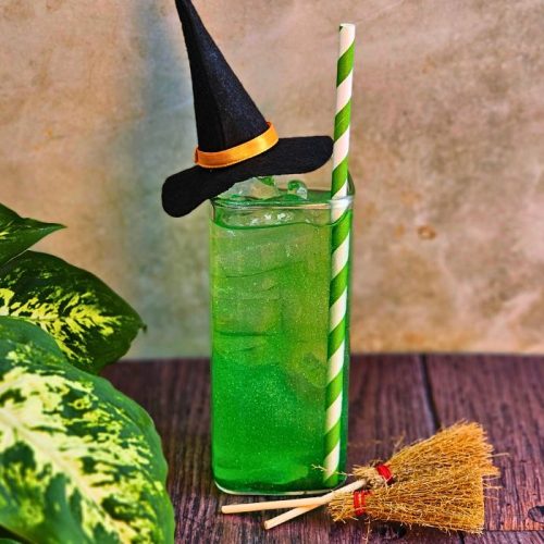 Elphaba's Wicked Sour Cocktail recipe