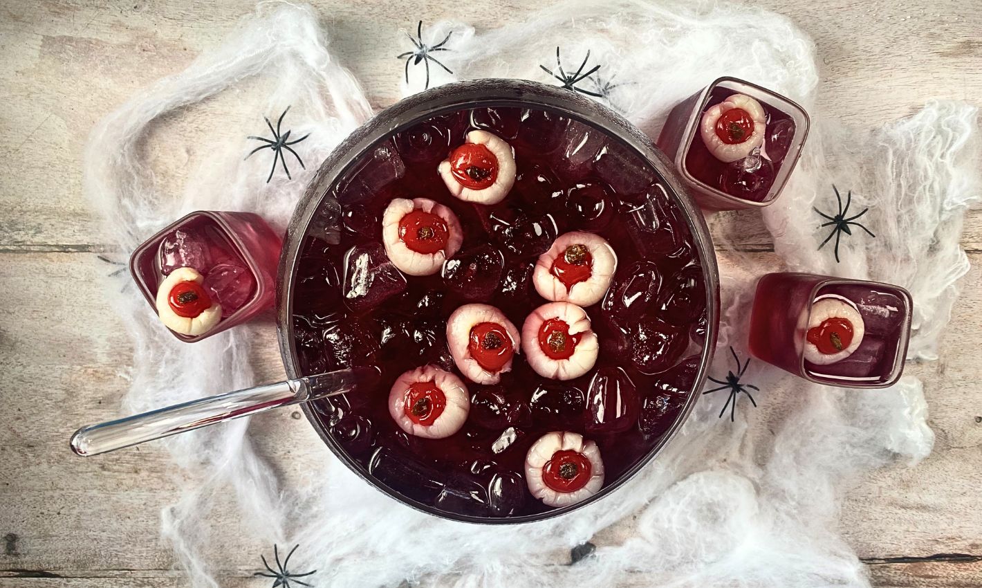 12 Spine-Tingling Halloween Cocktails to Enjoy this October