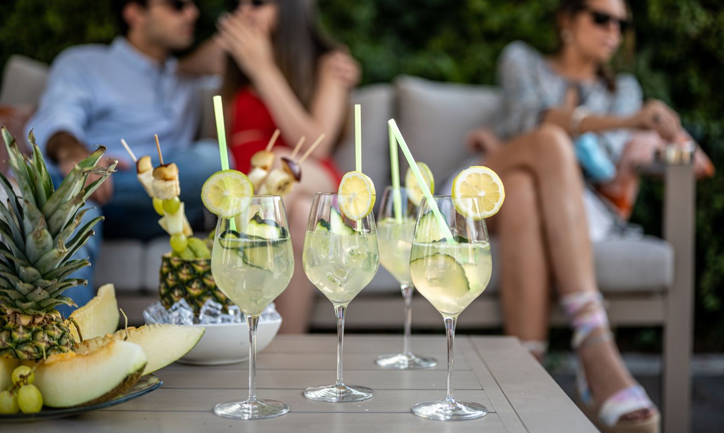 Spice Up Your Saturday Night 10 Tips And Tricks For An Unforgettable Summer Night In